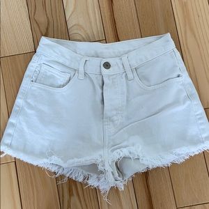 Cream Brandy Melville shorts fits xs-s